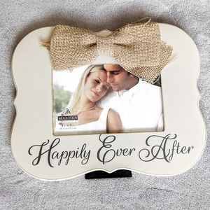 NWOT Happily Ever After 4x6 Picture Frame